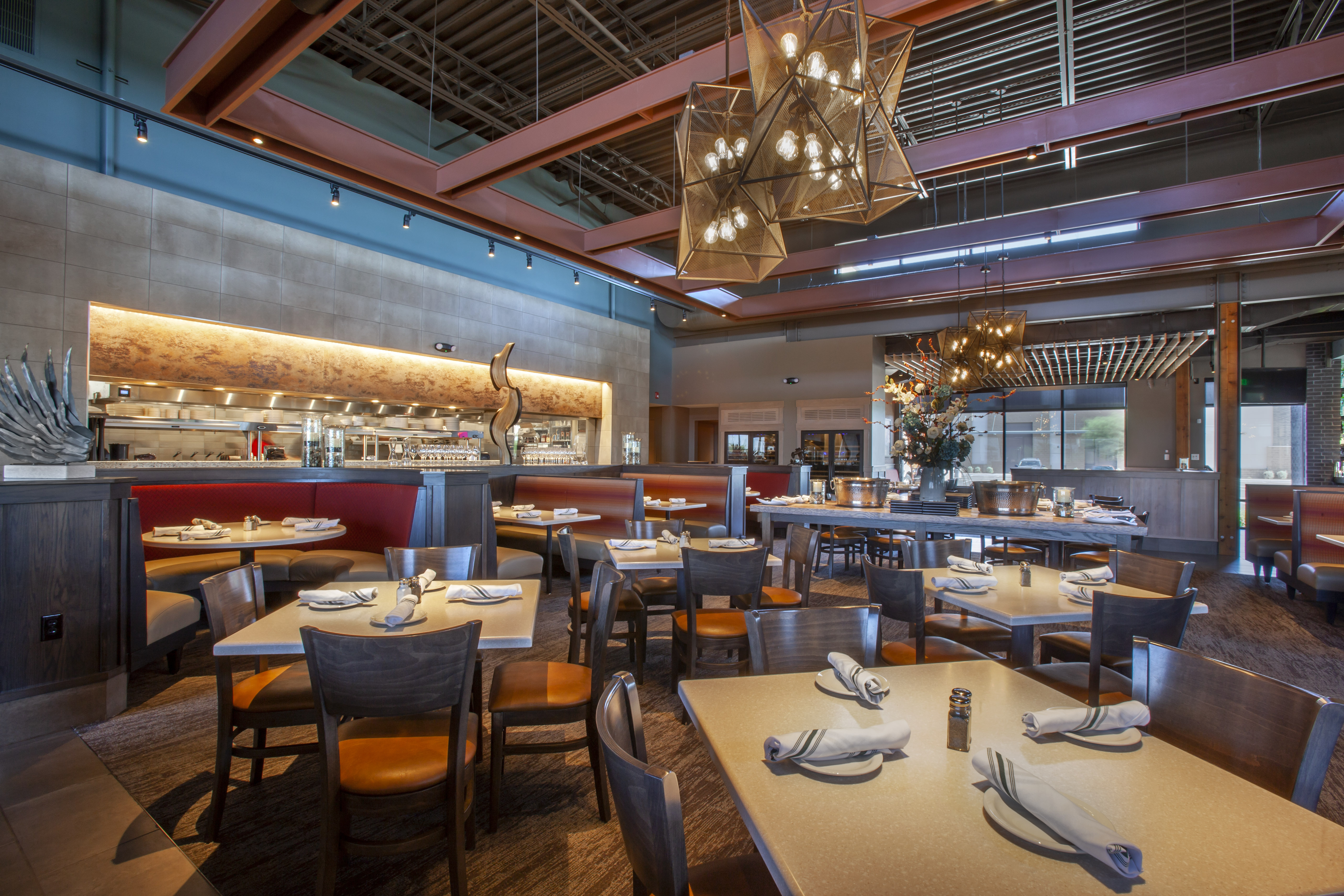 The exterior of Firebirds Wood Fired Grill Gilbertlocation.