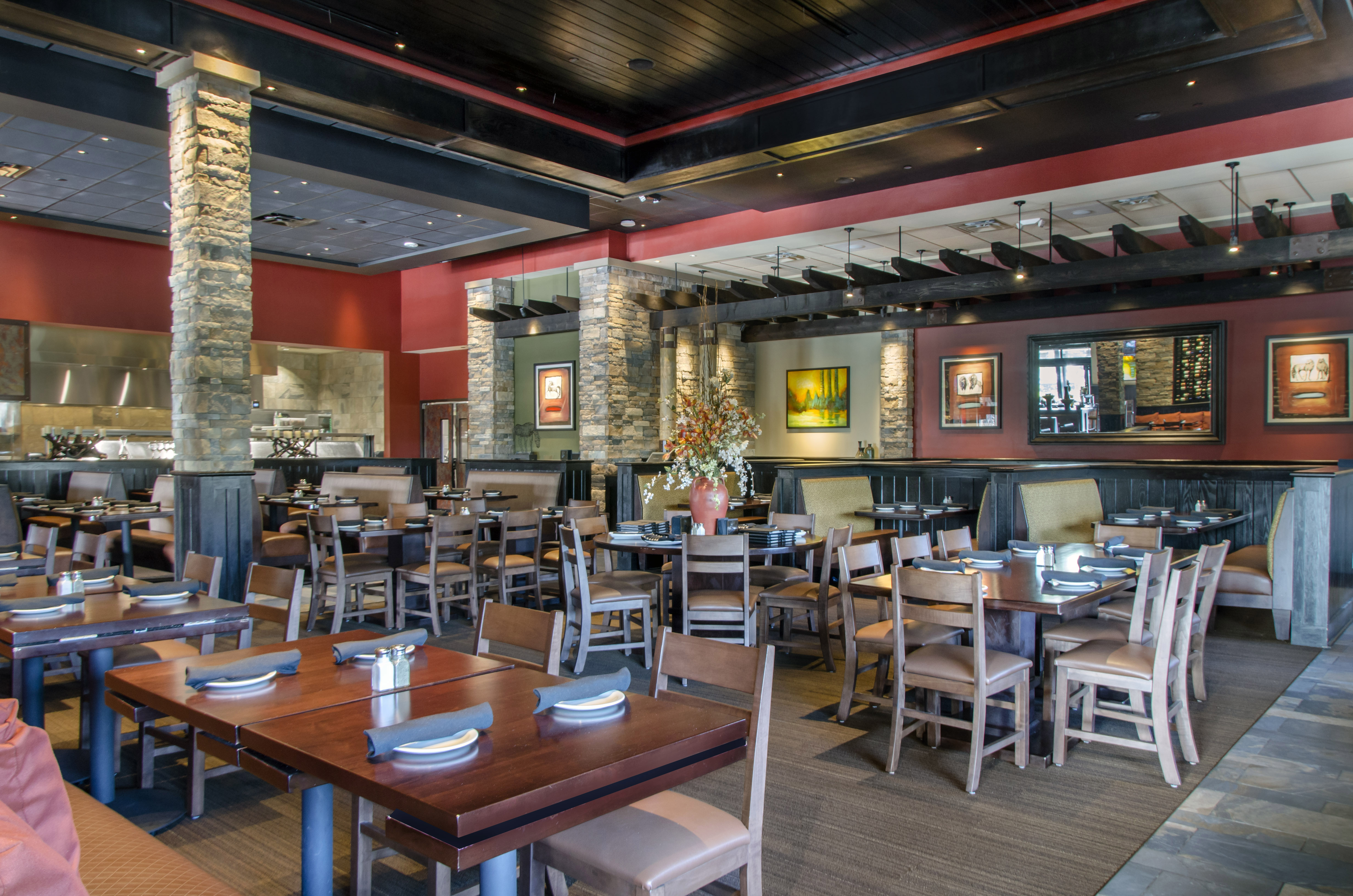 The exterior of Firebirds Wood Fired Grill Pembroke Pineslocation.
