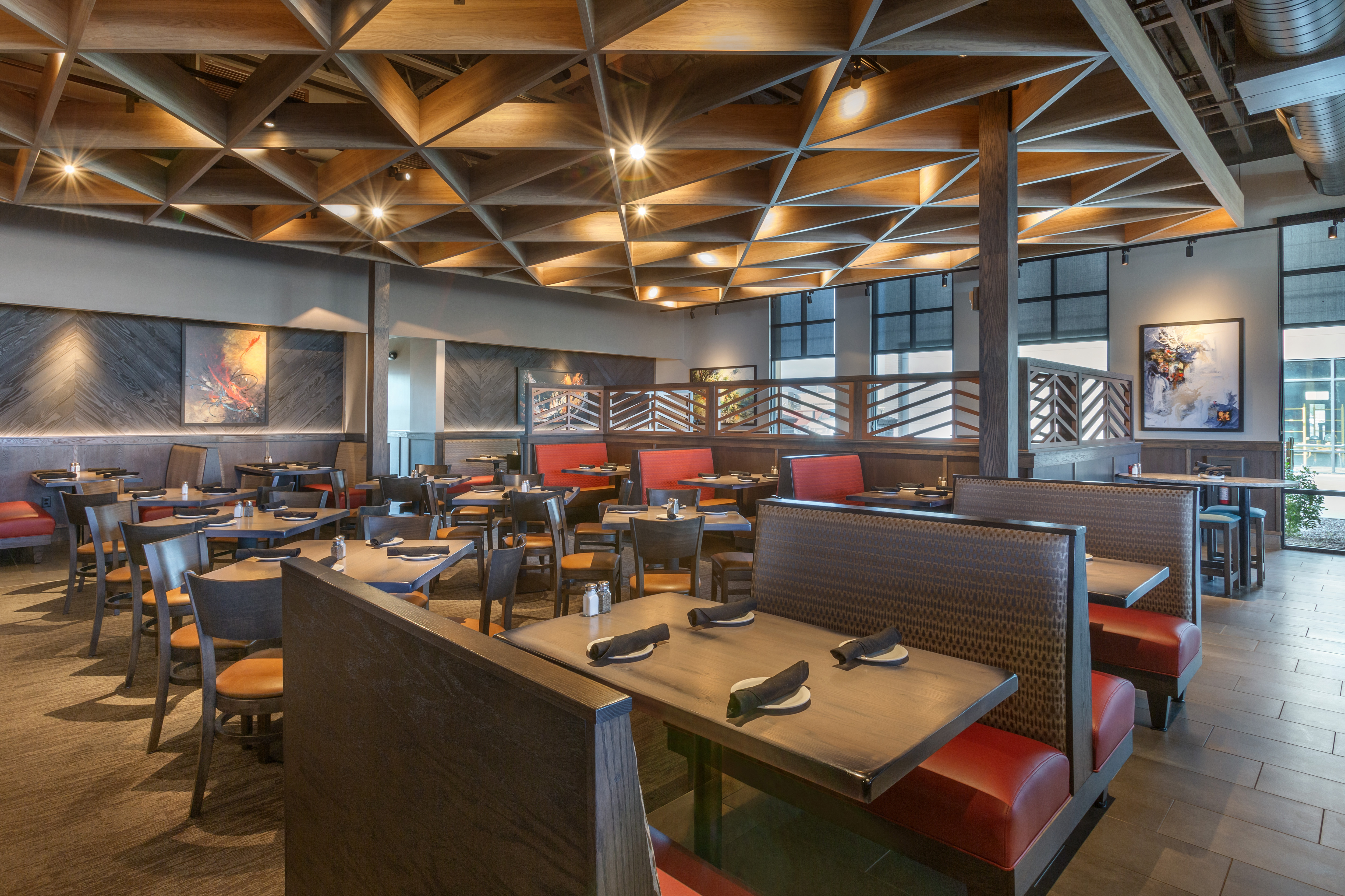 The exterior of Firebirds Wood Fired Grill Surpriselocation.
