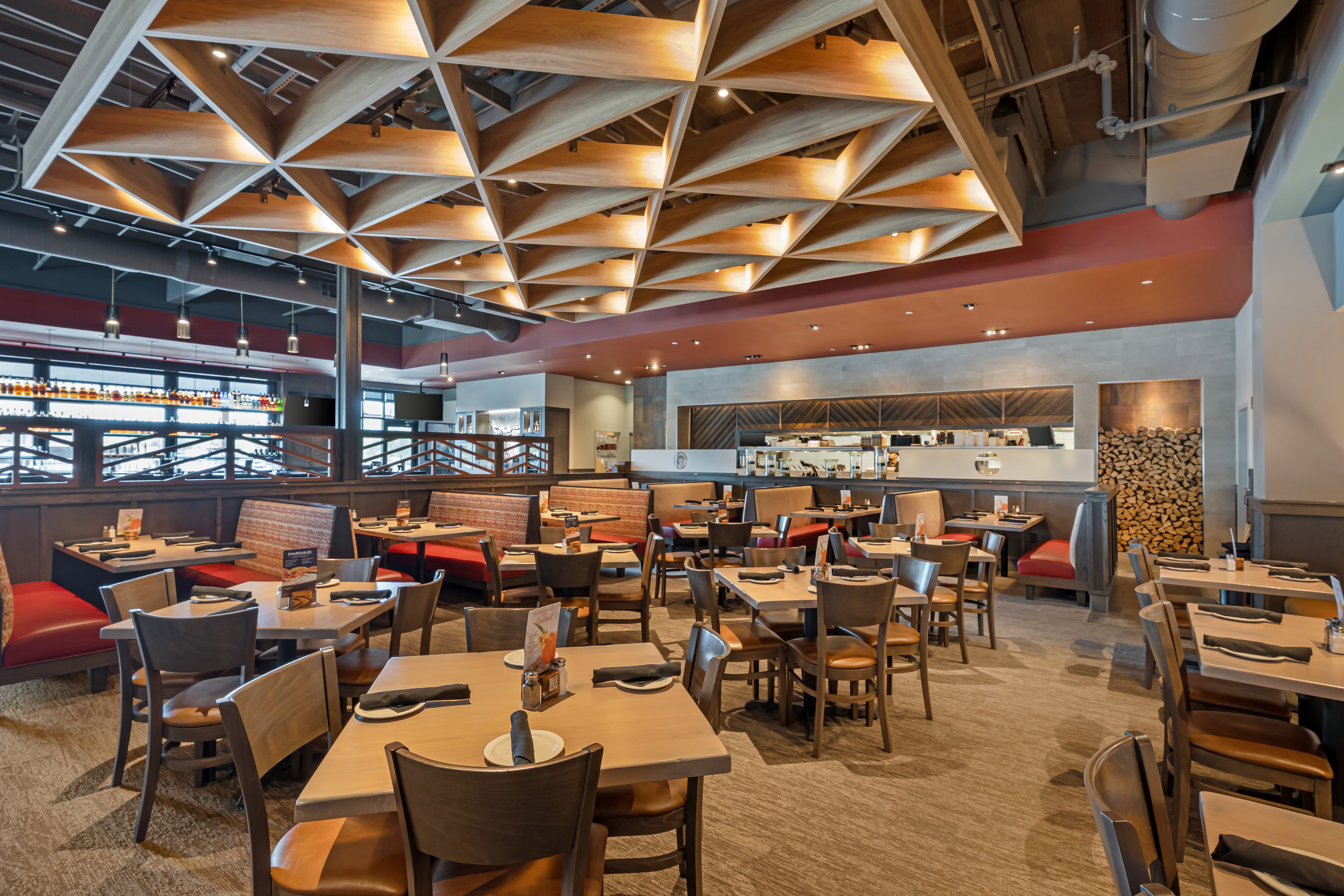 The exterior of Firebirds Wood Fired Grill Phoenix Norterralocation.