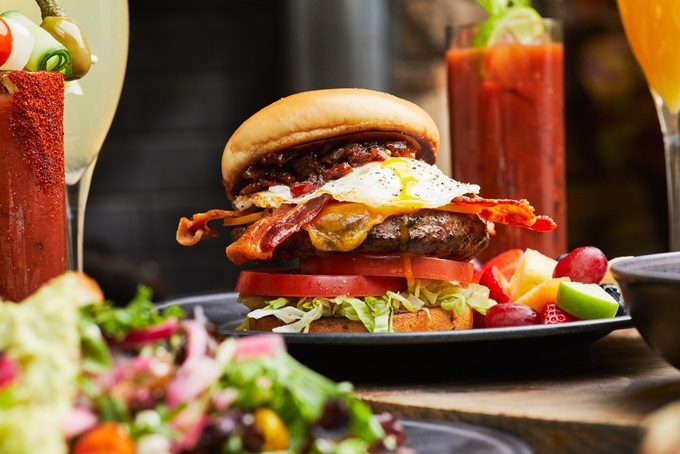 brunch burger